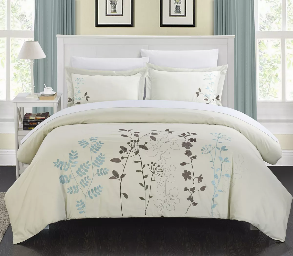 Chic Home Kaylee 7 Pc King Duvet Set 4 Chic Home Kaylee 7 Pc King Duvet Set - Image 4