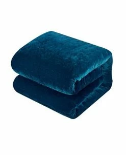 Chic Home Yna 3-Pc. King Velvet Comforter Set -Chic Home Shop 14344203 fpx