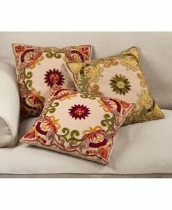 Saro Lifestyle Embroidered Floral Design Beaded Cotton Polyester Filled Throw Pillow, 18 X 18 -Chic Home Shop 14839719 fpx