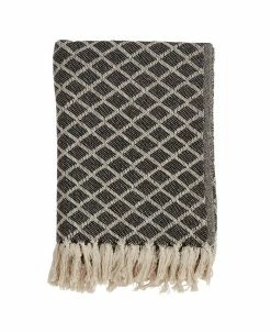 Saro Lifestyle Diamond Tassel Throw