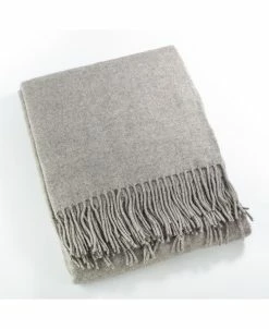 Saro Lifestyle Van Collection Classic Design Throw