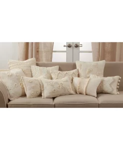 Saro Lifestyle Tufted Applique Decorative Pillow, 12 X 18 -Chic Home Shop 17034602 fpx