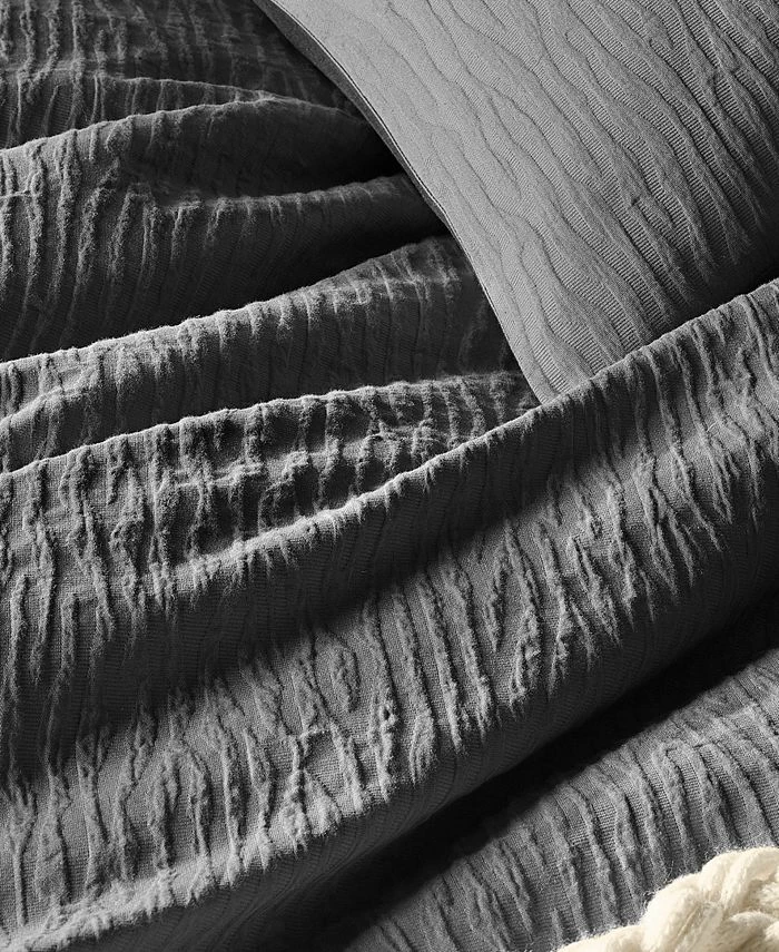 Oake Crinkle Matelasse 3-Pc. Comforter Set, Full/Queen, Created For Macy's 4 Oake Crinkle Matelasse 3-Pc. Comforter Set, Full/Queen, Created For Macy's - Image 4