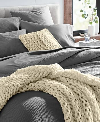 Oake Crinkle Matelasse 3-Pc. Comforter Set, Full/Queen, Created For Macy's 2 Oake Crinkle Matelasse 3-Pc. Comforter Set, Full/Queen, Created For Macy's - Image 2