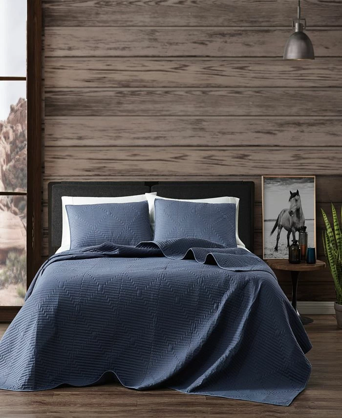 Frye Ray Pick Stitch Embroidered 3 Piece Quilt Set, Full/Queen 1 Frye Ray Pick Stitch Embroidered 3 Piece Quilt Set, Full/Queen