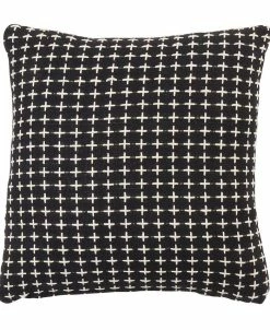 Saro Lifestyle Cross Thread Design Decorative Pillow, 18 X 18